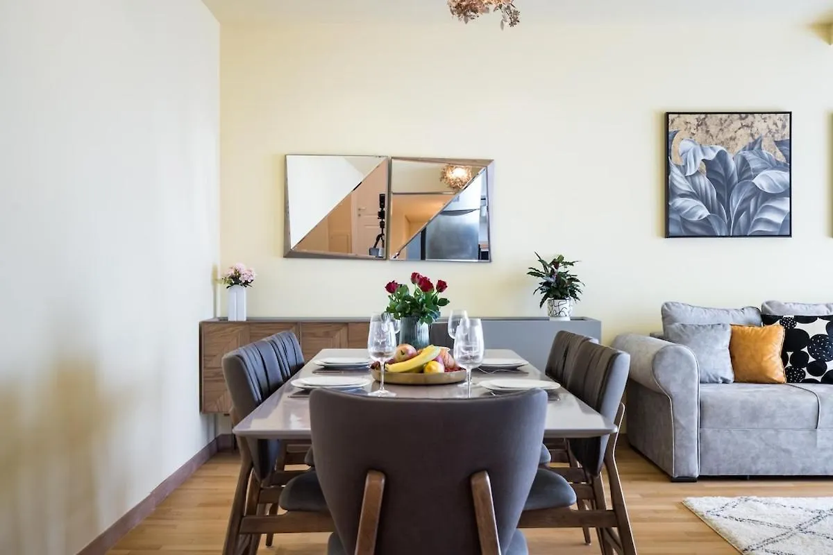 Apartment Vivando - Classic Ap D - New Building Bucharest Romania