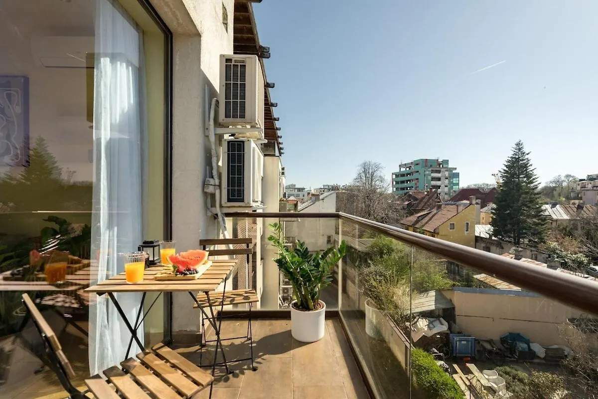 Vivando - Classic Ap D - New Building Bucharest Apartment